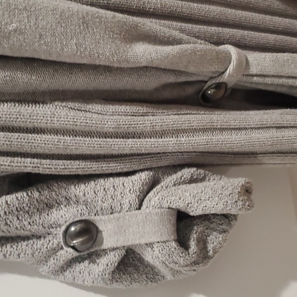 Women’s Grey Guess Sweater xs - Picture 4 of 6